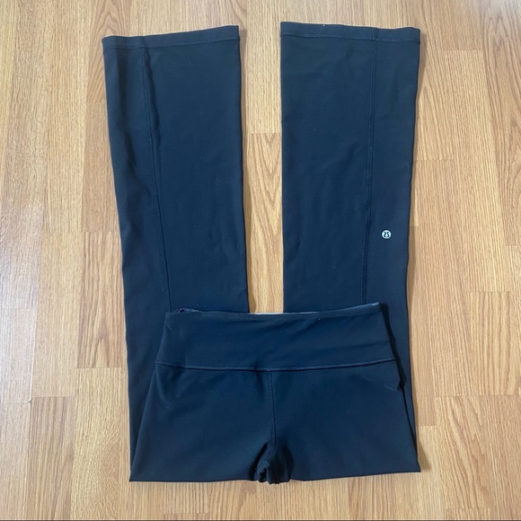 SOLD Lululemon Reversible Groove Pant - Picture 9 of 12